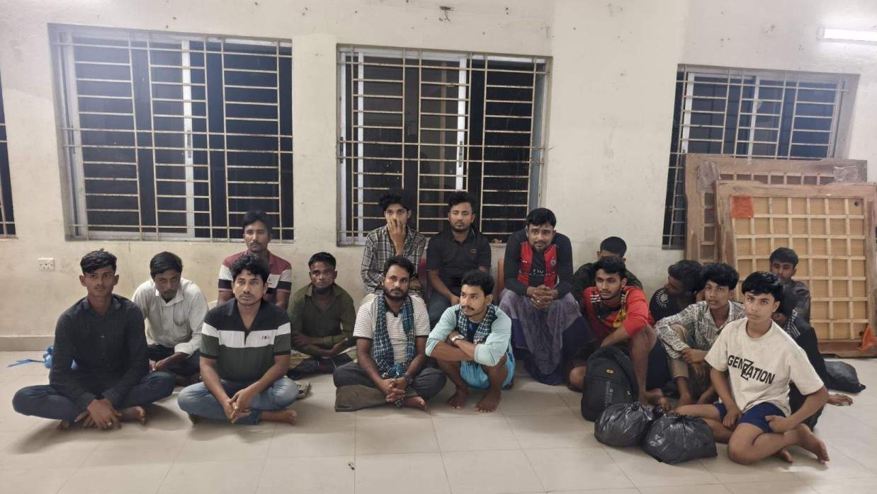মালয়েশিয়ায় পাচারের চেষ্টা