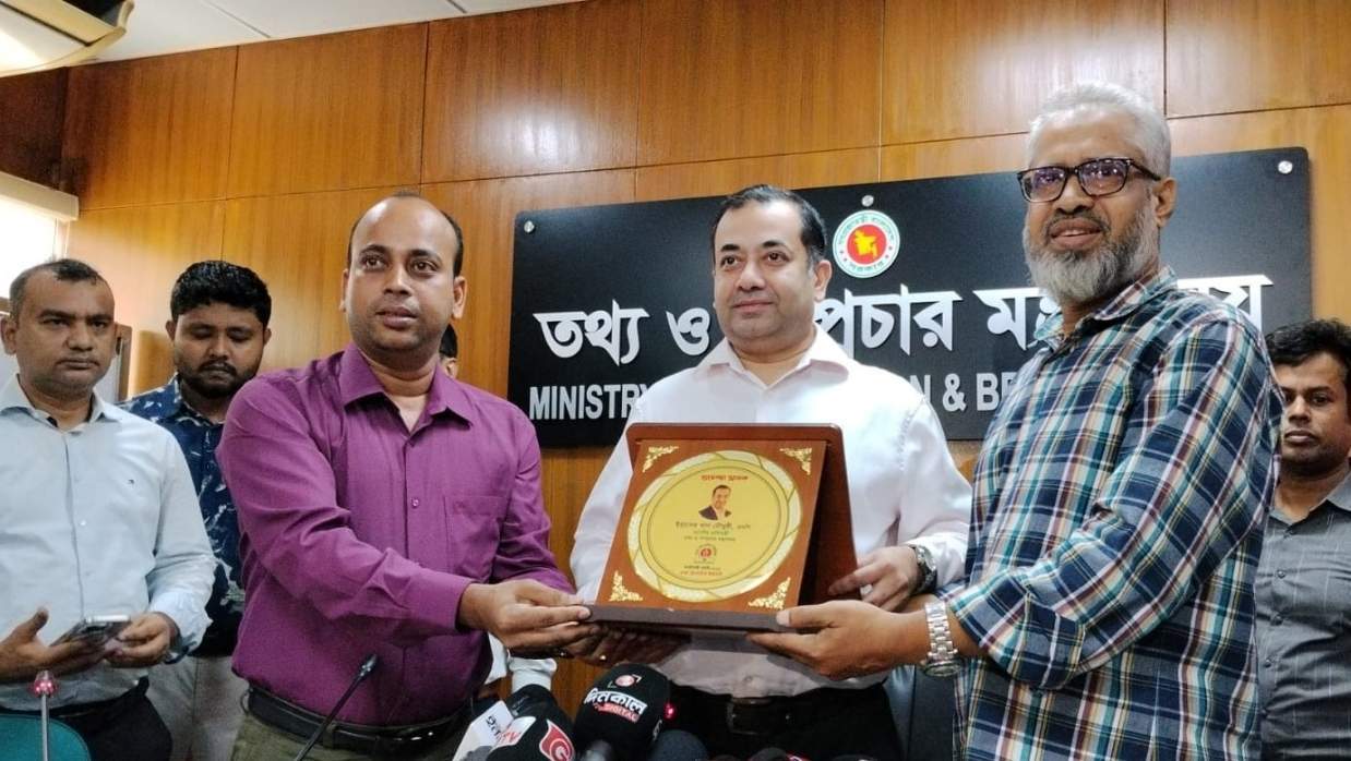 তথ্য ও সম্প্রচার প্রতিমন্ত্রী ইয়াসের খান চৌধুরী।