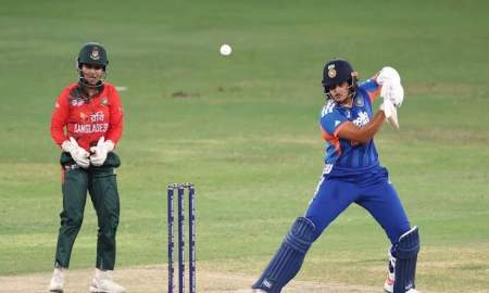 বাংলাদেশের বিপক্ষে বড় সংগ্রহের পথে ভারত
