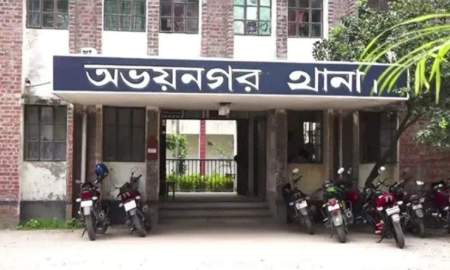 যশোরে ১৪ বছরের স্কুলছাত্রীকে অপহরণের অভিযোগে মামলা