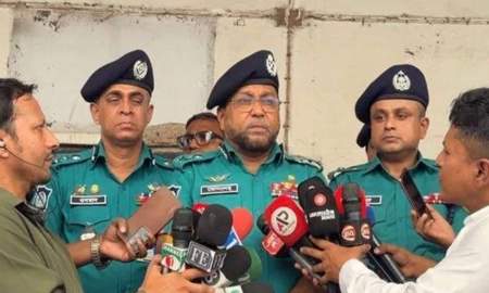 থানার কাছেই মিরপুরে গুঁড়িয়ে দেওয়া সেই টিকাকেন্দ্র, যা বললেন পুলিশ কমিশনার