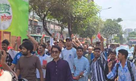 ঢাকা কলেজ-আইডিয়াল কলেজের শিক্ষার্থীদের সংঘর্ষ