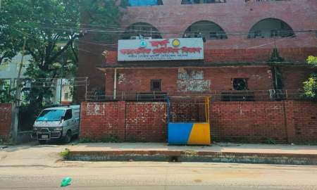 মর্গের পচা গন্ধে অতিষ্ঠ শেকৃবি শিক্ষার্থীরা, বাড়ছে স্বাস্থ্যঝুঁকি