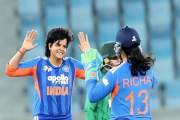 ভারতের সঙ্গে সর্বনিম্ন রানে অলআউট পাকিস্তান, হারল বড় ব্যবধা…