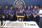 সীতাকুণ্ডে সংঘর্ষ ও অস্ত্র প্রদর্শনের ঘটনায় গ্রেপ্তার ৩