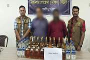 ছাত্রদল নেতার বাসায় মিলল ১০ লাখ টাকার বিদেশি মদ, গ্রেপ্তার ২