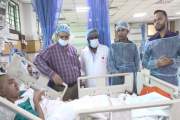 জুলাই শহীদ জুবায়েরের বোনের চিকিৎসা পরবর্তী খোঁজ নিলেন প্রধা…
