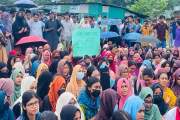 অপ্রতিম হত্যার বিচারের দাবিতে ঢাকা-চট্টগ্রাম মহাসড়ক অবরোধ