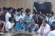এক কলেজে দুই অধ্যক্ষ, বিক্ষোভ শিক্ষার্থীদের