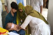 হাম-রুবেলা প্রতিরোধে দেশজুড়ে বিশেষ টিকাদান শুরু