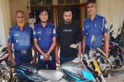 জানাজা থেকে বহিষ্কৃত যুবদল নেতার মটরসাইকেল চুরি, গ্রেপ্তার …