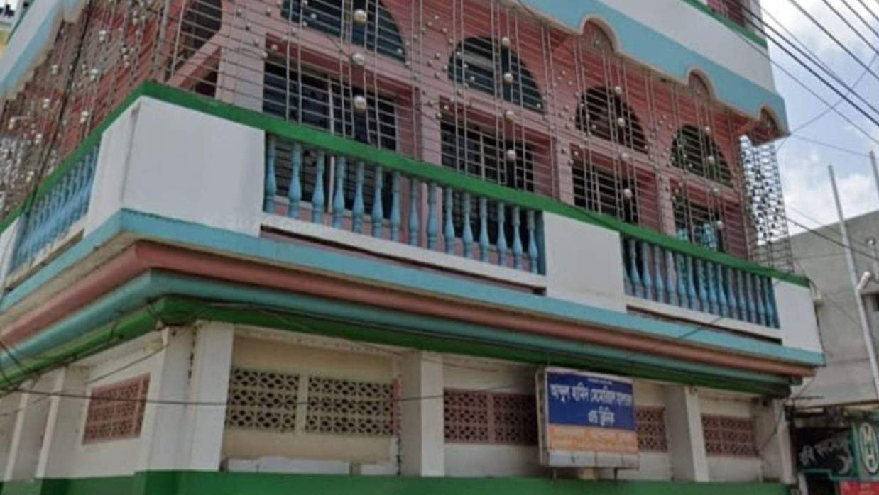 আলমডাঙ্গার আব্দুল হামিদ মেমোরিয়াল হাসপাতাল অ্যান্ড ক্লিনিক