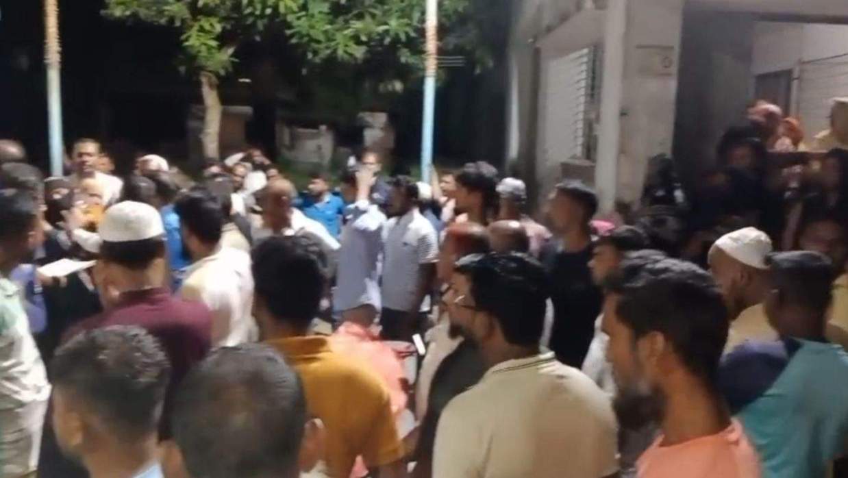 নিহতদের স্বজনরা