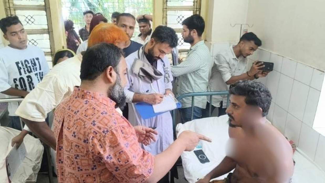 চুয়াডাঙ্গা জেলা ছাত্রদলের যুগ্ম সম্পাদক হাসানুজ্জামান হাসপাতালে চিকিৎসাধীন রয়েছেন