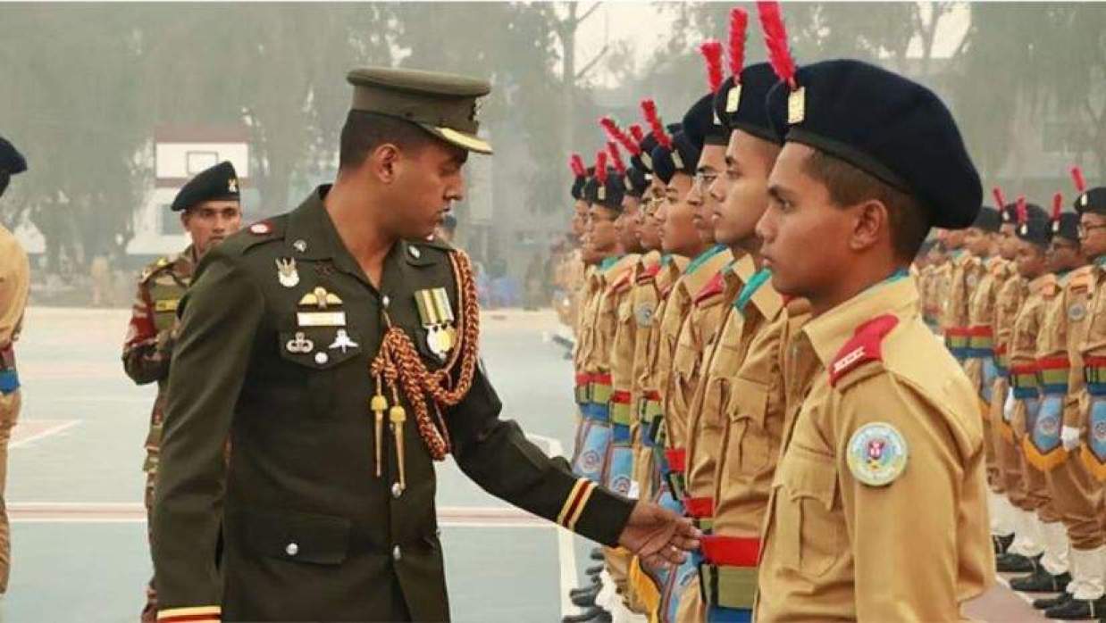 ক্যাডেট কলেজ শিক্ষার্থী