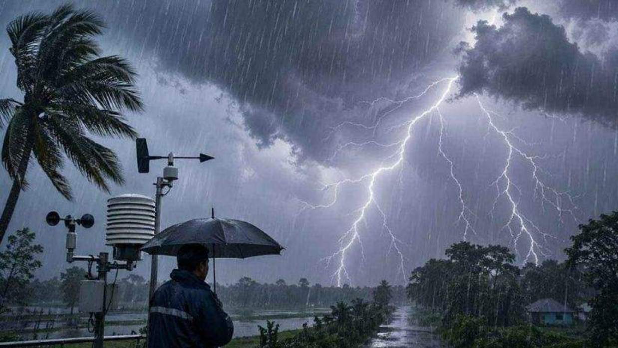  বজ্রবৃষ্টির আভাস 