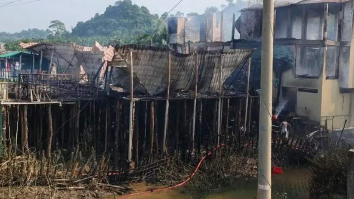 টুপটুপ রেসটো অ্যান্ড রিসোর্ট