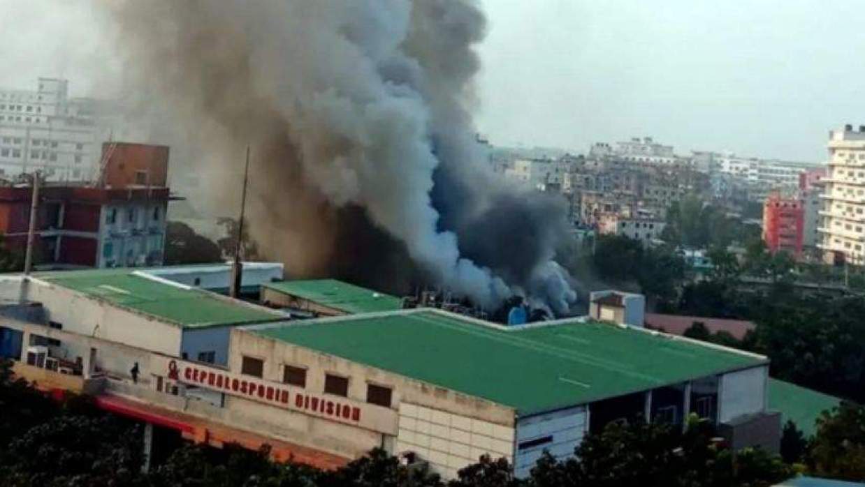  ইবনে সিনা কারখানায় আগুন 