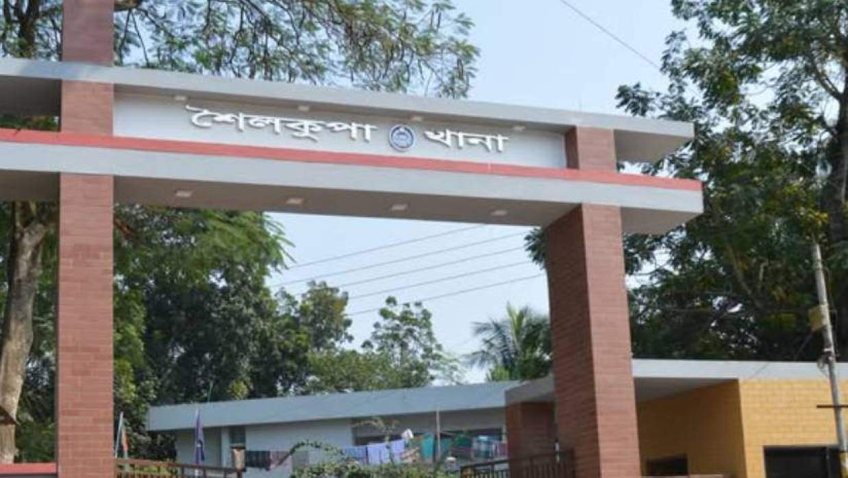 ছোট ভাইয়ের লাঠির আঘাতে প্রাণ গেল বড় ভাইয়ের