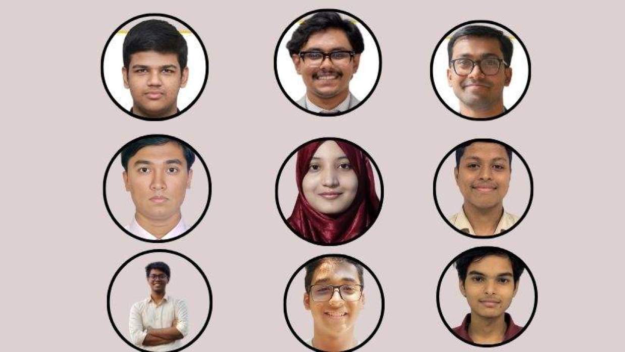 রাশিয়ার সিরিয়াসে অনুষ্ঠেয় মাল্টিন্যাশনাল ইয়ুথ জিওগ্রাফি অলিম্পিয়াডে বাংলাদেশ দলের ছয় প্রতিযোগী নিচে বাঁ থেকে আহনাফ তাহমিদ উদ্দিন, মিনহাজুল ইসলাম ও মো. তাওসিকুল ইসলাম; মাঝখানে বাঁ থেকে শাহরিয়ার নূর, আরিফা আতিক মীম ও তানভীর সাদাত এবং ওপরে বাঁ থেকে ডানে তাহসীন মোহাম্মদ, ফেরদৌস আহমেদ ও মো. আইমান মাহমুদ