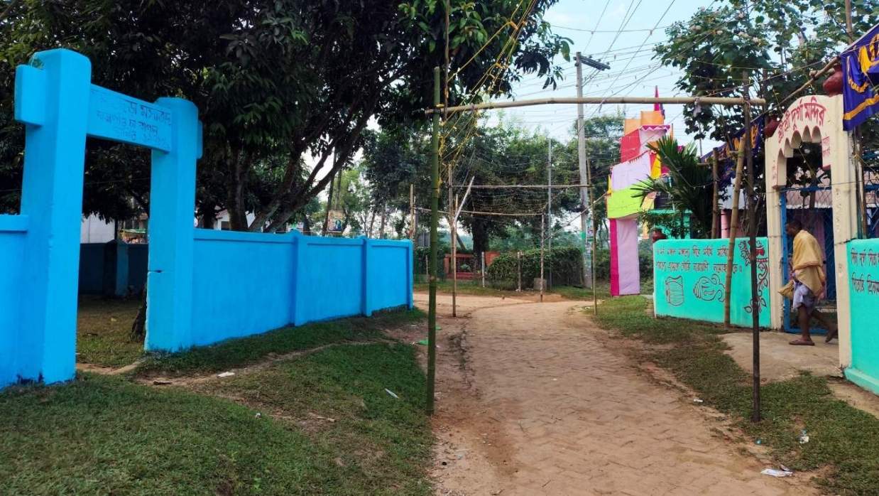 কামাইছড়া চা বাগান জামে মসজিদ ও দুর্গামন্দির