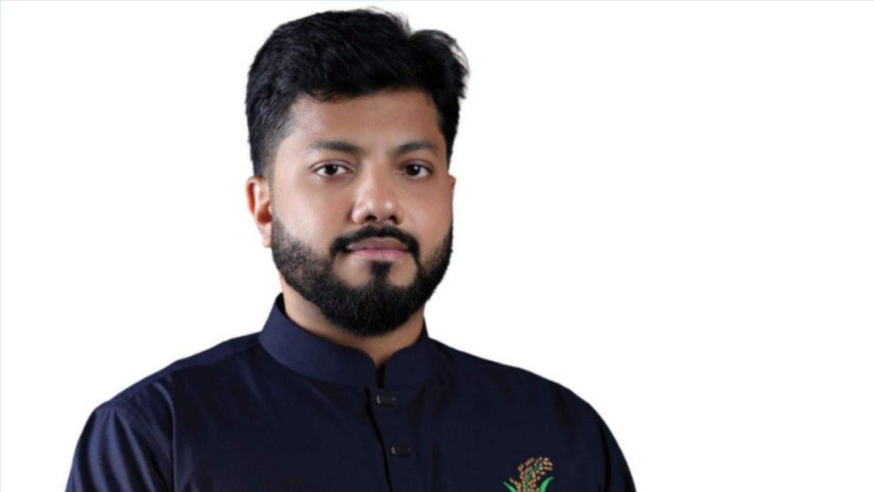 ইশরাক হোসেন