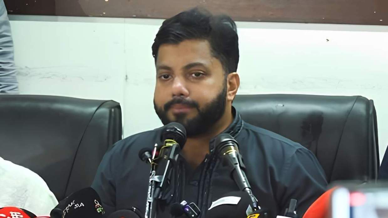 ইশরাক হোসেন