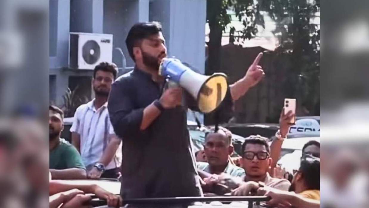 ইশরাক হোসেন
