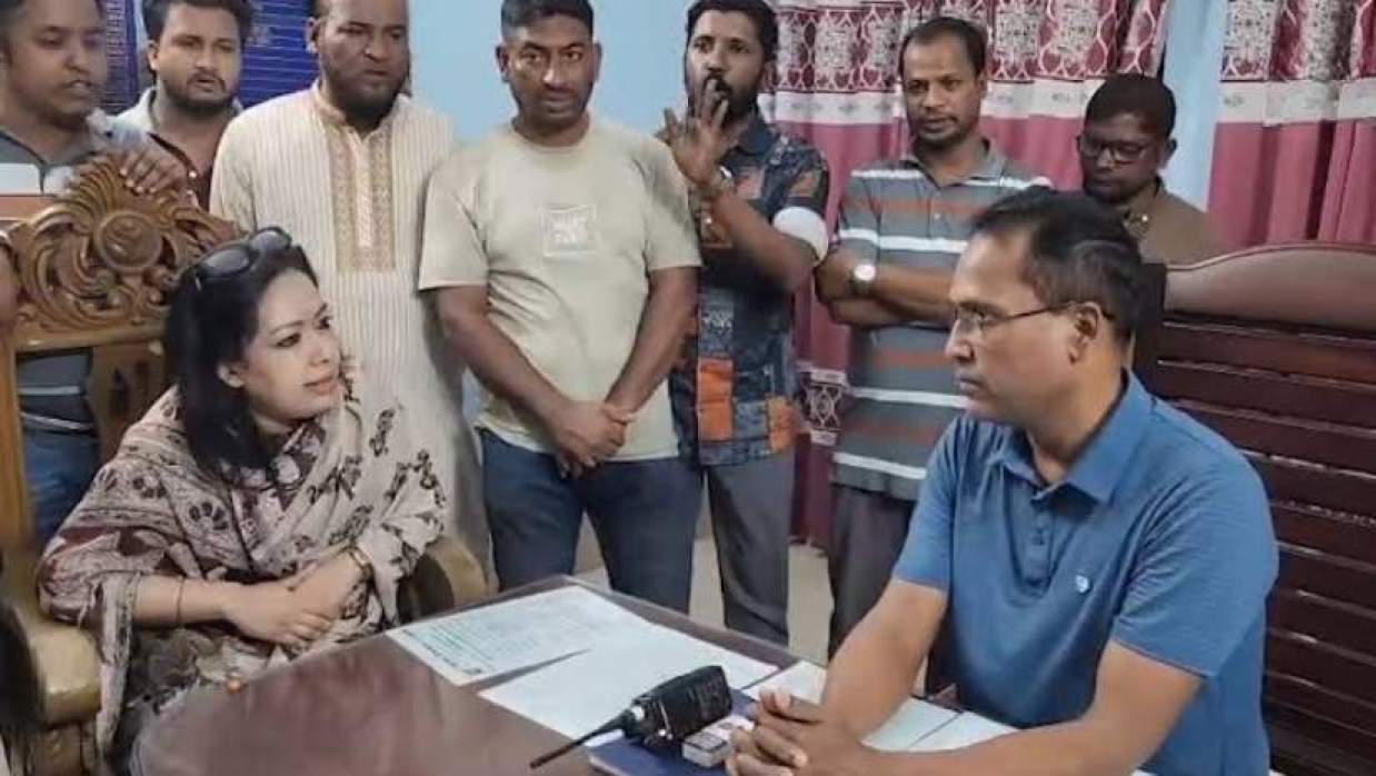 সরাইল থানায় রুমিন ফারহানা