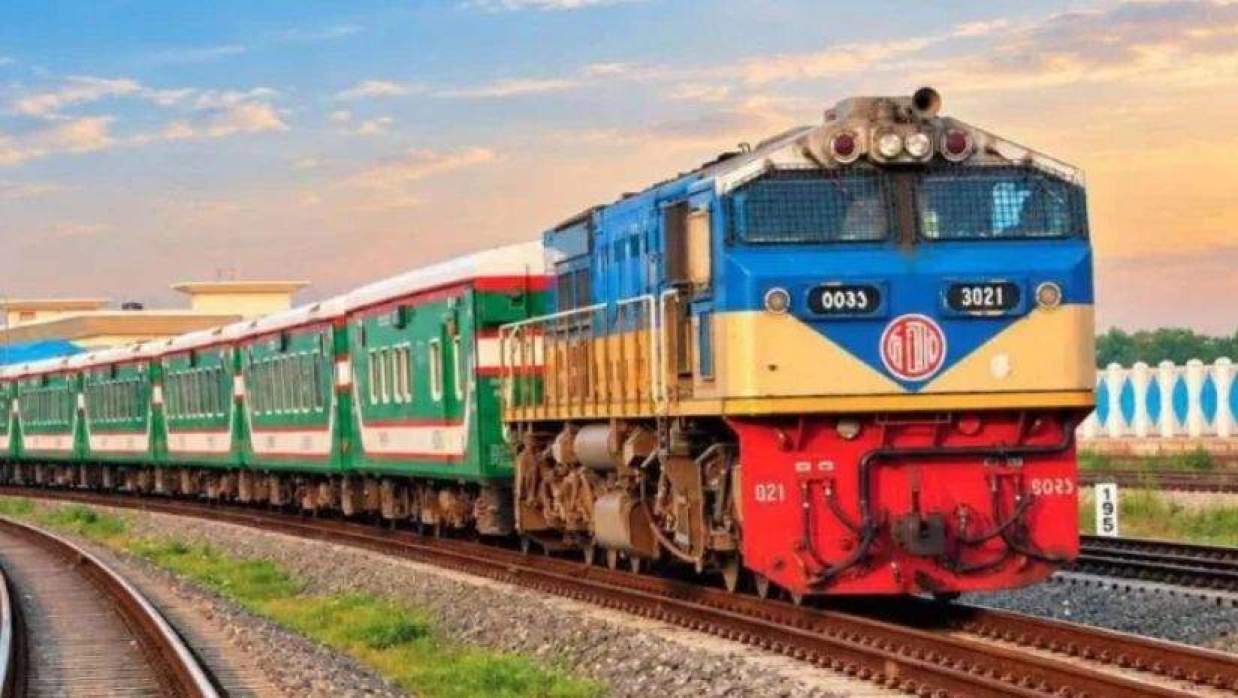  ঢাকা-কক্সবাজার রুটে চালু হচ্ছে মহানগর এক্সপ্রেস 
