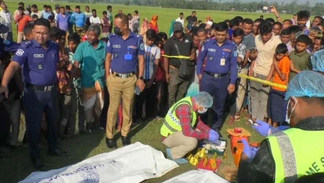 সংঘর্ষে মৃত বাবা-মেয়ের মরদেহ