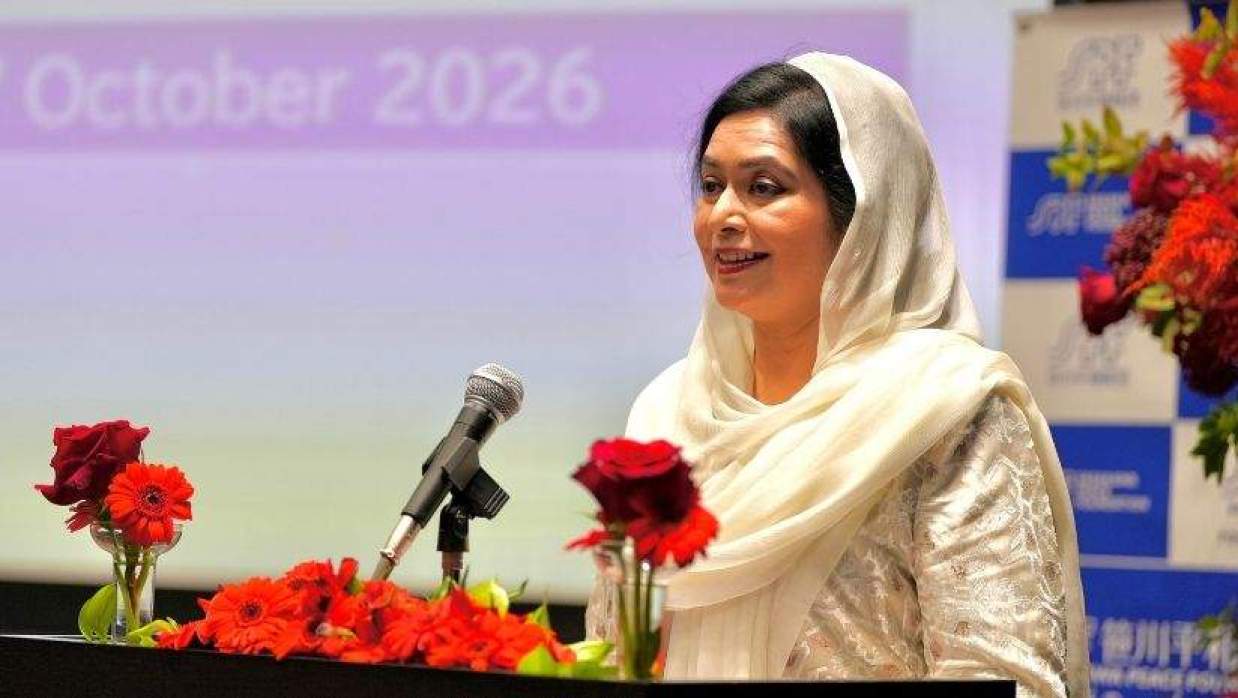 বক্তব্য রাখছেন ডা. জুবাইদা রহমান