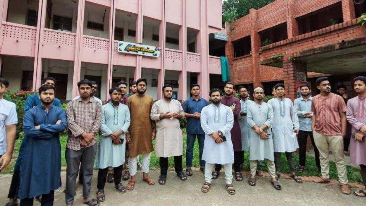 জাবি ছাত্রশিবিরের অবস্থান কর্মসূচি 