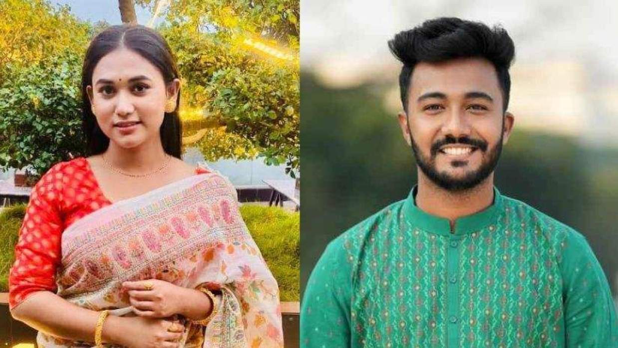 ছবির বামে অরা, ডানে অন্তু