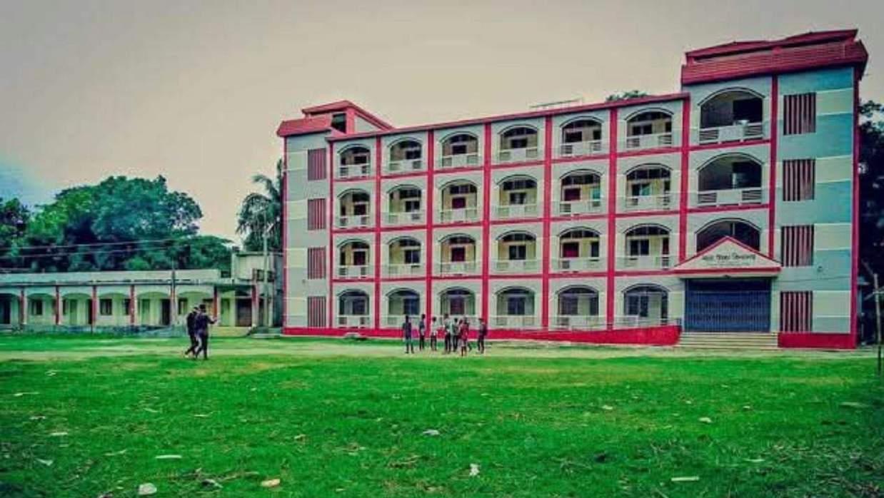 ‘টিকটক কলেজ’
