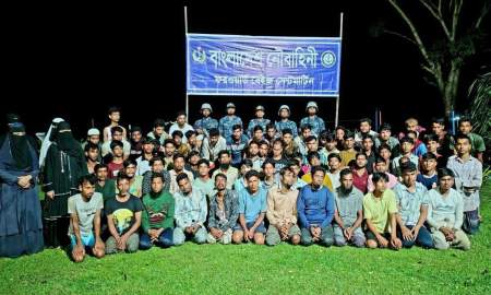 অবৈধভাবে মালয়েশিয়া যাওয়ার সময় সাগরে ডুবছিল নৌযান, ৬৫ যাত্রী উদ্ধার
