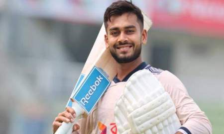 মিরাজকে নিয়ে স্বস্তিতে বাংলাদেশ কোচ