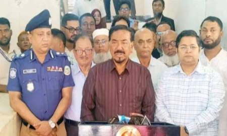 ১০ বছরেও শেখ হাসিনার দেশে ফেরা সম্ভব না: স্পিকার