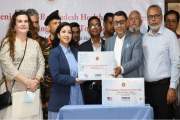 ডেঙ্গু মোকাবিলায় বাংলাদেশকে ৫ লাখ কিট দিল যুক্তরাষ্ট্র