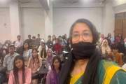 শিক্ষকদের স্বাধীনতায় হস্তক্ষেপের অভিযোগ, অভিনব কায়দায় প্রতি…