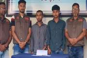 ফেসবুকে ‘জানক স্ট্রিট’ প্রদর্শনের ভিডিও ভাইরাল, ডিবির হাতে …