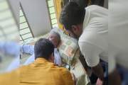 ২৭ ঘণ্টা ধরে অবরুদ্ধ চুয়েট উপাচার্যের দুই দফা স্বাস্থ্য পরী…
