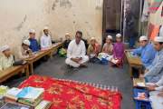 মাদ্রাসায় এতিম শিক্ষার্থীদের সঙ্গে সাবেক ছাত্রদল নেতা মাহবু…