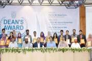 ডিন’স অ্যাওয়ার্ড পেলেন খুবির ২০ শিক্ষার্থী