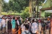 সড়ক দুর্ঘটনায় নিহত মায়ের পাশে চিরনিদ্রায় দুই সন্তান