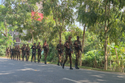 বেলা বাড়তেই স্বাভাবিক হচ্ছে খাগড়াছড়ির যান চলাচল, বন্ধ দূরপা…