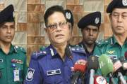 পুলিশ বল প্রয়োগ করলে বলা হয় ফ্যাসিস্ট, না করলে বলে দুর্বল:…