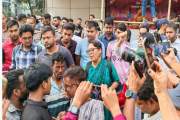 ধানমন্ডিতে ‘জয় বাংলা’ স্লোগান, সাবেক ছাত্র ইউনিয়ন নেতা আটক 