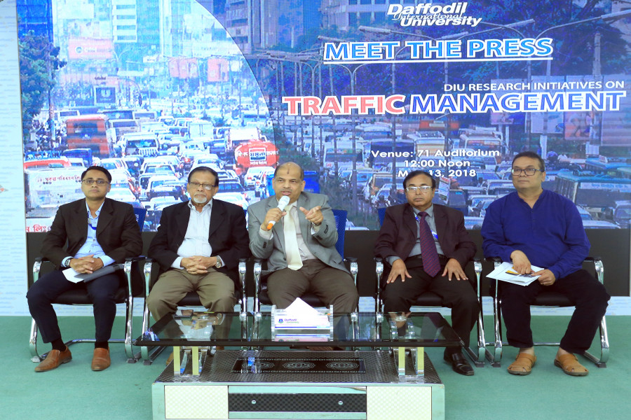 ড্যাফোডিল ইন্টারন্যাশনাল ইউনিভার্সিটিতে যানজট বিষয়ক সেমিনার