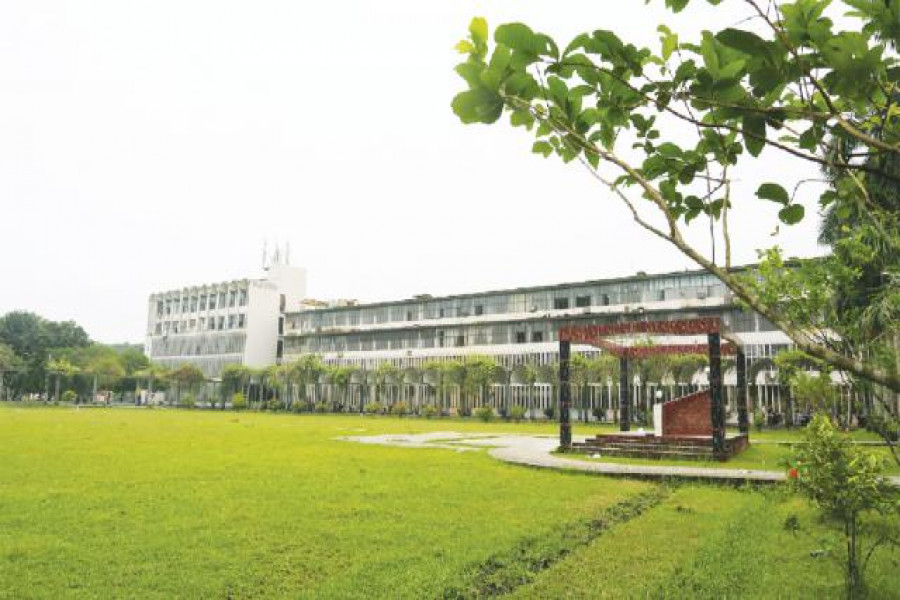 বাকৃবি শিক্ষককে হত্যার হুমকি দেয়ায় ছাত্রলীগ নেতা আটক